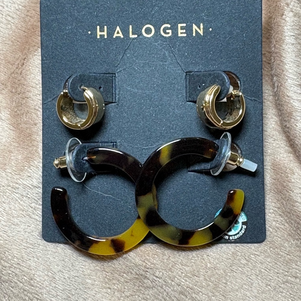 Halogen Tortoise and Gold Hoop Earrings Set